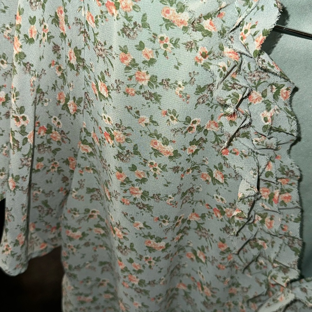 Floral Ruffle Dress - Picture 2 of 3